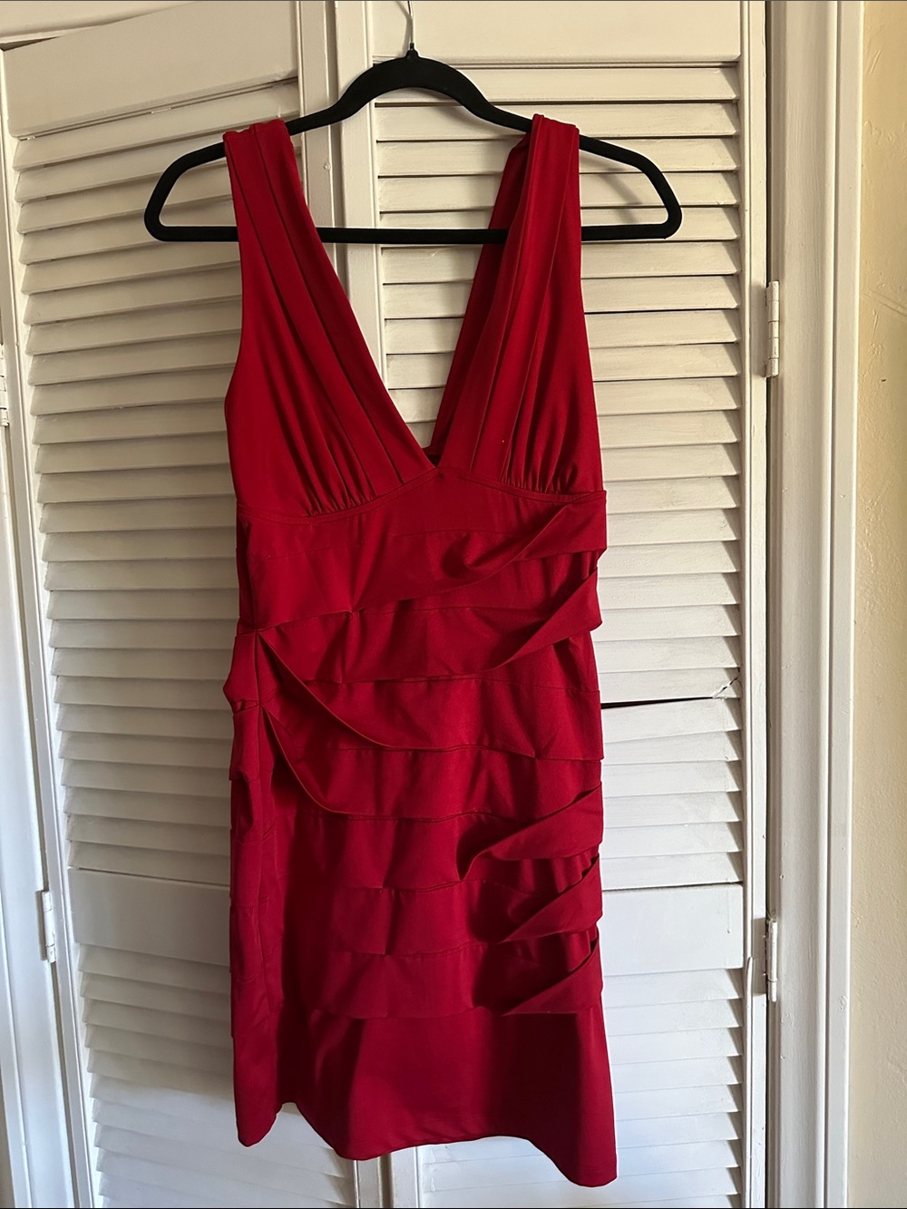 Red Sleeveless Tiered V-Neck Mini Dress
